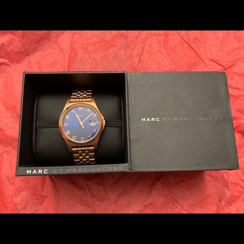 Marc by Marc Jacobs rose-gold band blue dial watch